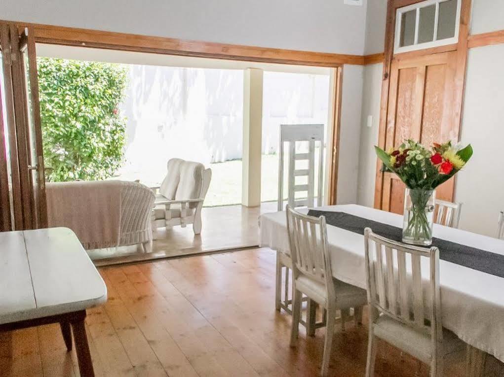 ダーバン コウェイズ コーナー Bed & Breakfast エクステリア 写真